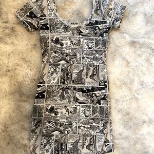 Black/white Marvel Comic print body con dress